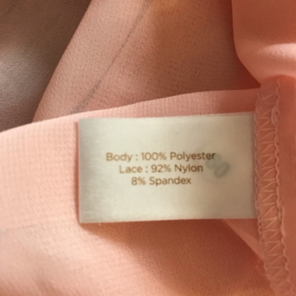 ✅HOST Pick✅ Decree Sheer Top, Small - Picture 5 of 6